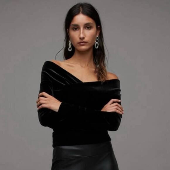 NWOT Women’s ALLSAINTS Delta Velvet Top in Black SZ 6 - Picture 1 of 6